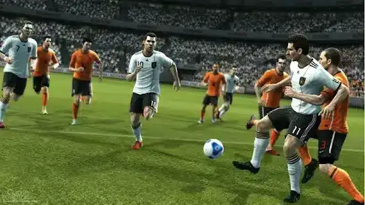 تحميل لعبة Real Soccer 2012 للاندرويد أخر إصدار مجانا